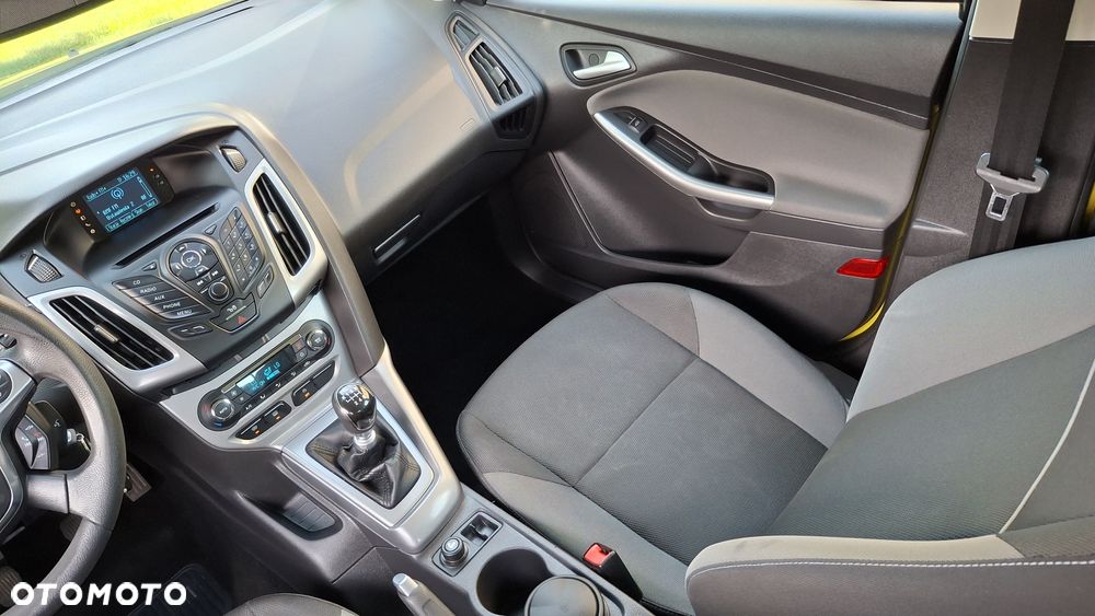 Ford Focus 1.6 TDCi DPF Trend - 13