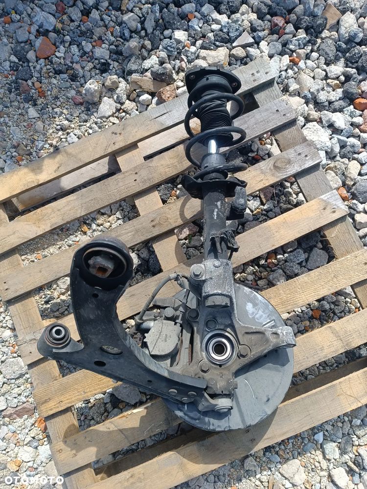 ZWROTNICA PRAWA KOMPLETNA  MC PHERSON PRAWY 32221857 VOLVO XC40 II 1.5 HYBRYDA PLUG-IN - 5