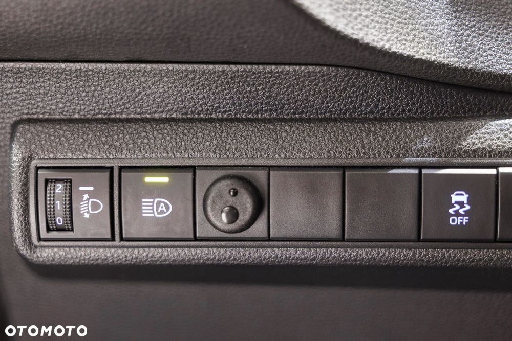 Toyota Corolla 1.8 Hybrid Comfort - 30