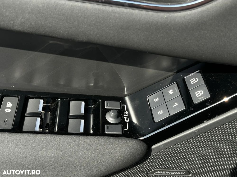 Land Rover Range Rover Velar - 25