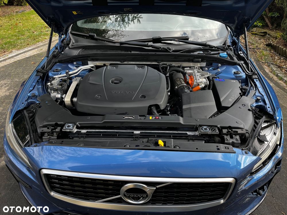 Volvo V60 T8 AWD Twin Engine Geartronic R-Design - 38