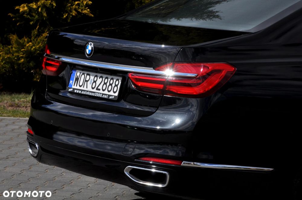 BMW Seria 7 750Ld xDrive - 21