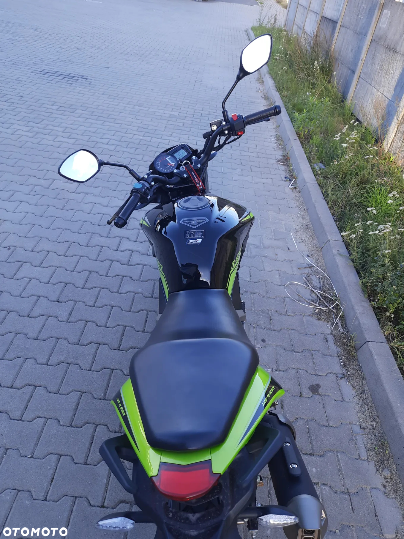 Junak 125 Racer - 11