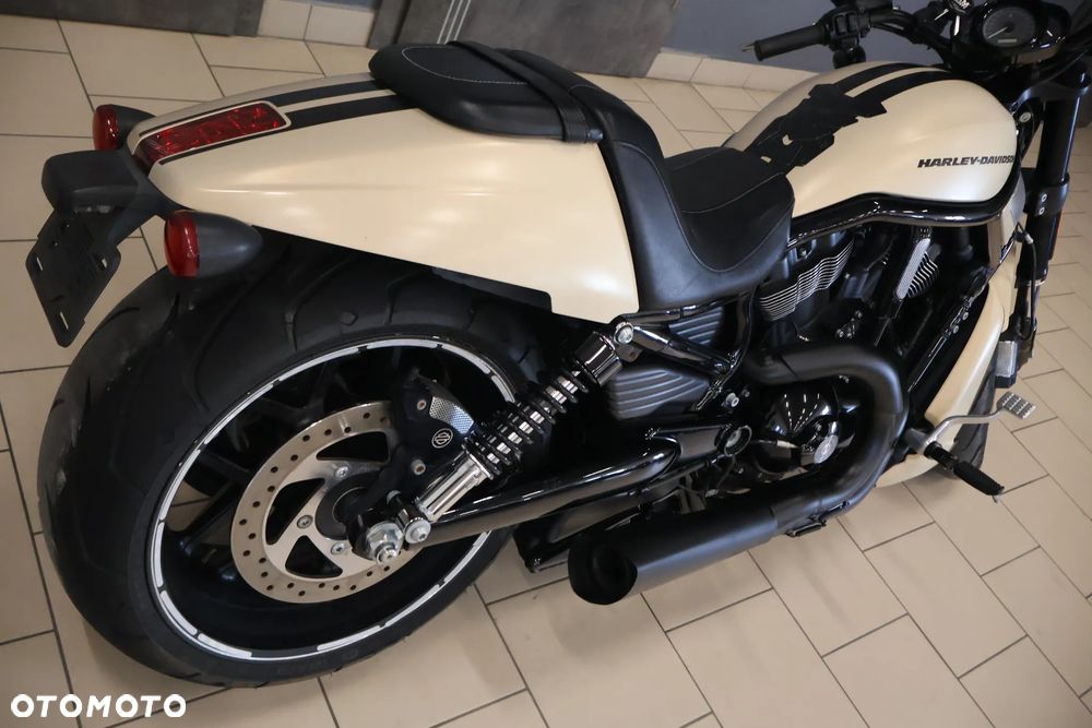 Harley-Davidson V-Rod Night Rod - 16