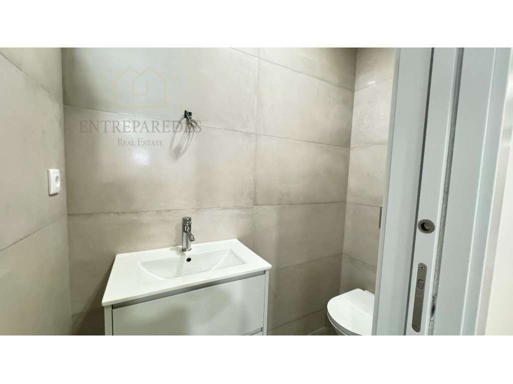 Apartamento T3 com varanda para comprar na Boavista, Porto. Fr 2.2 - Grande imagem: 5/31