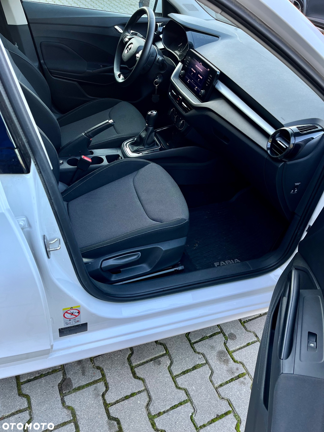 Skoda Fabia 1.0 Ambition - 10