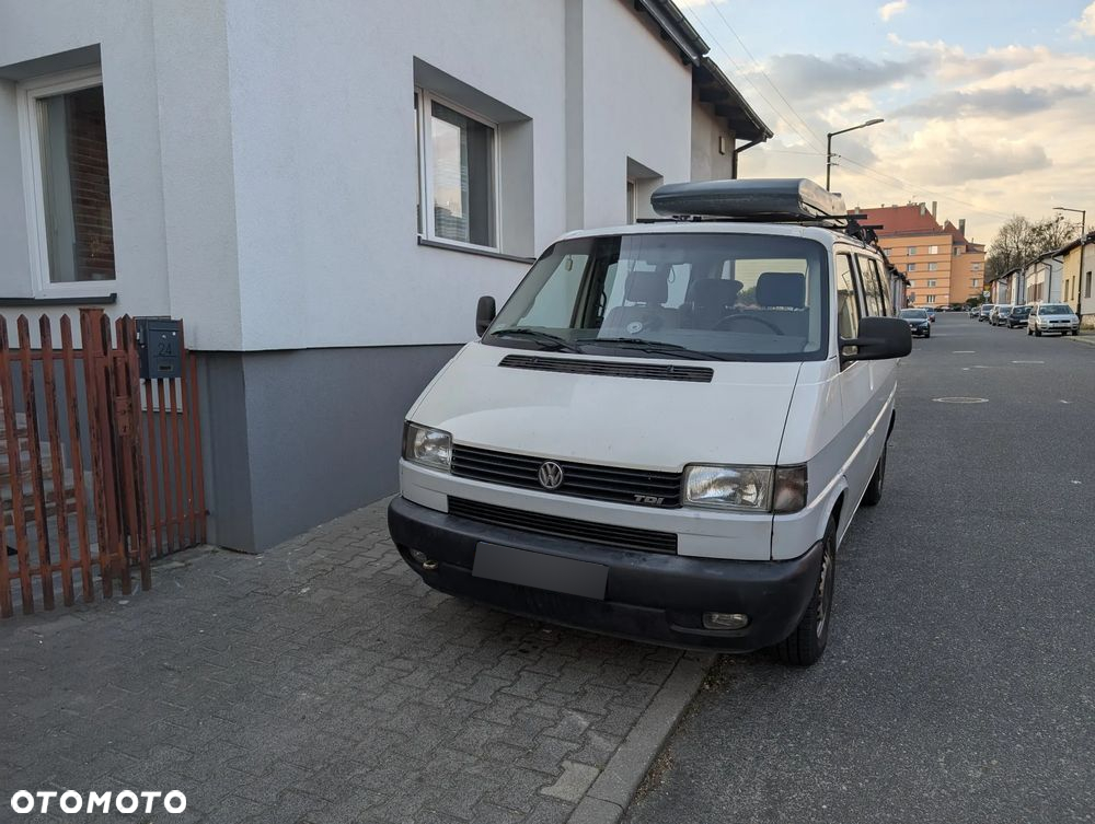 Volkswagen Multivan TDI - 13