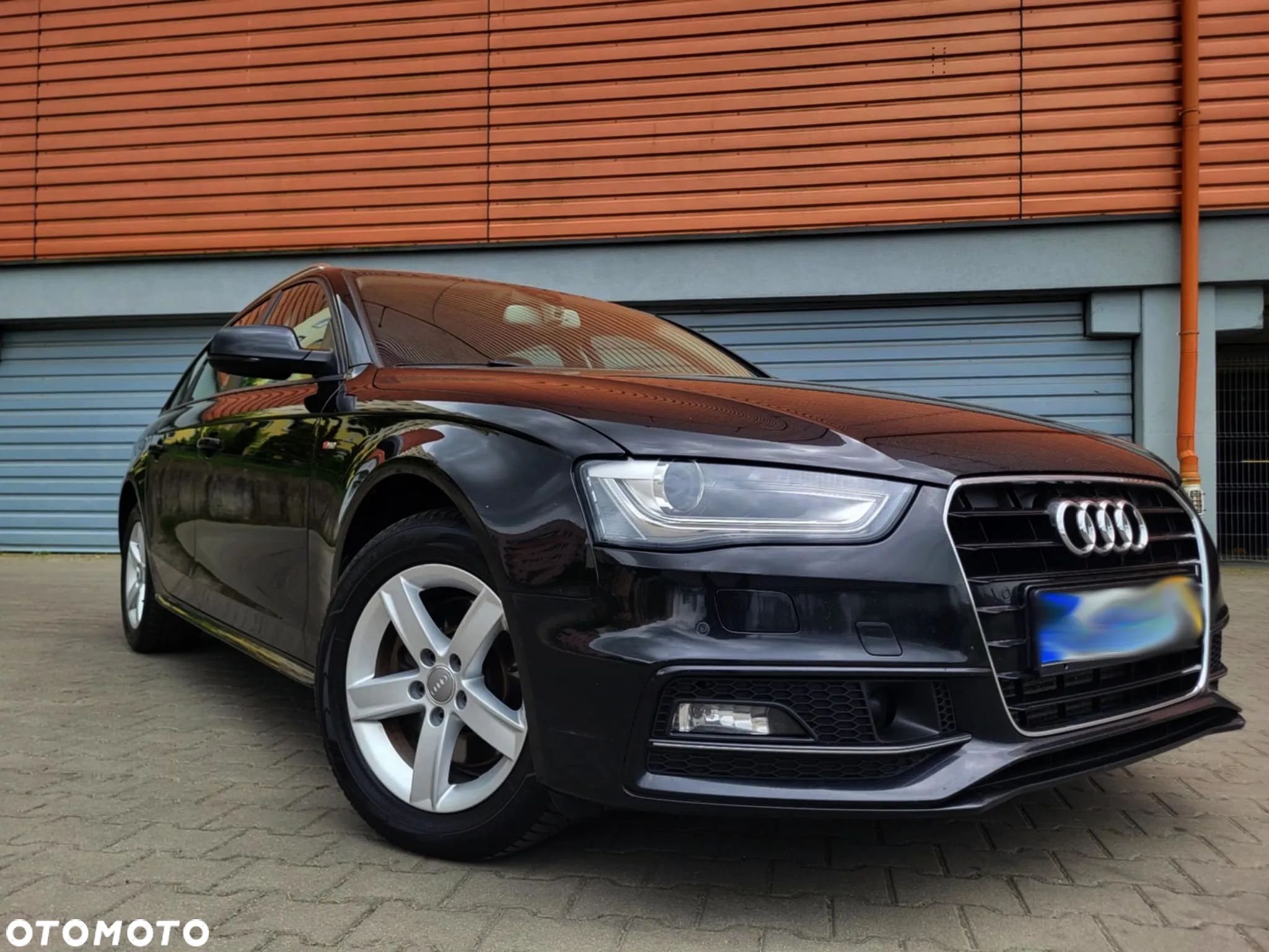 Audi A4 2.0 TDI S tronic - 1