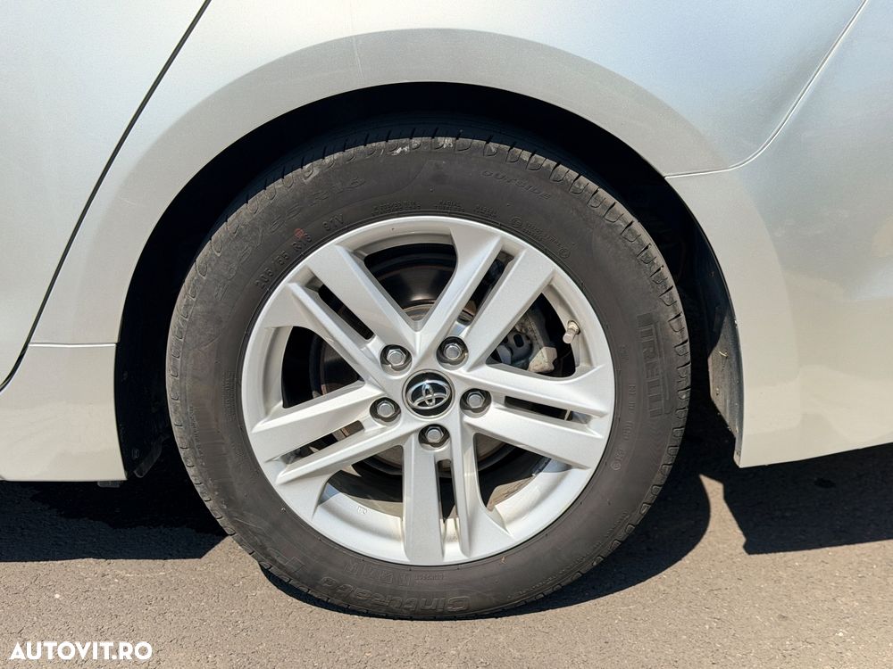 Toyota Corolla 1.8 Business Edition - 17