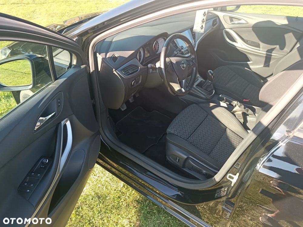 Opel Astra 1.4 T Dynamic - 22