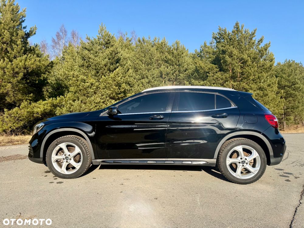 Mercedes-Benz GLA 250 4Matic 7G-DCT AMG Line - 4