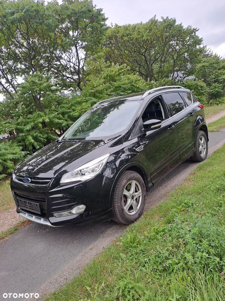 Ford Kuga - 1