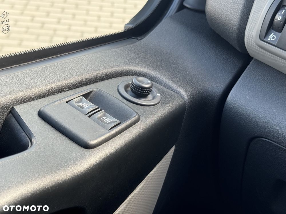 Renault TRAFIC L2 MAXI LONG - 21