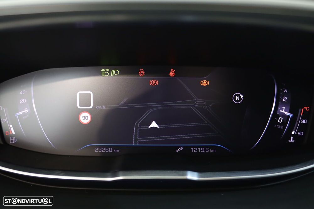 Peugeot 3008 1.2 PureTech Allure - 11