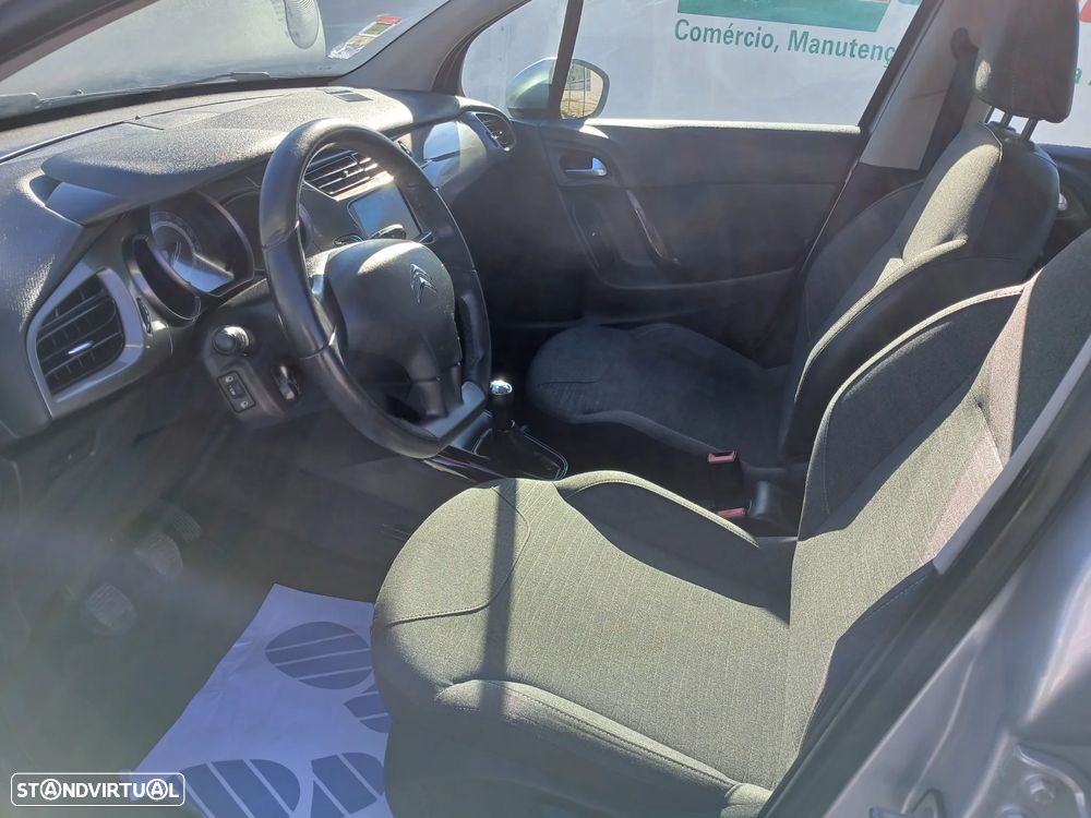 Citroën C3 1.2 PureTech Collection - 17