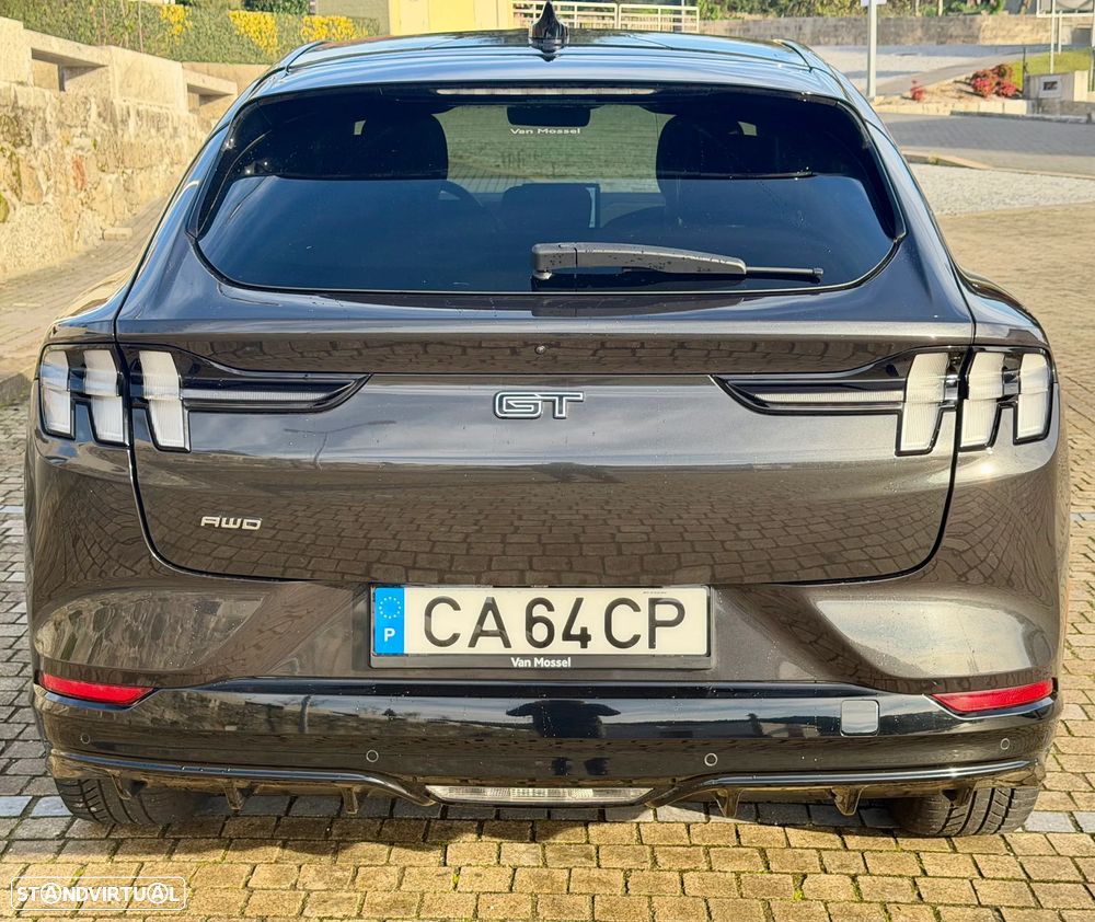 Ford Mustang Mach-E AWD GT - 5