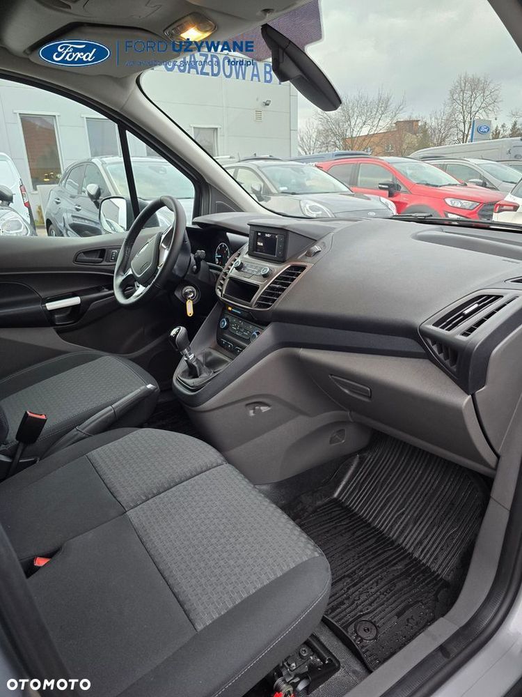 Ford Transit-connect - 11