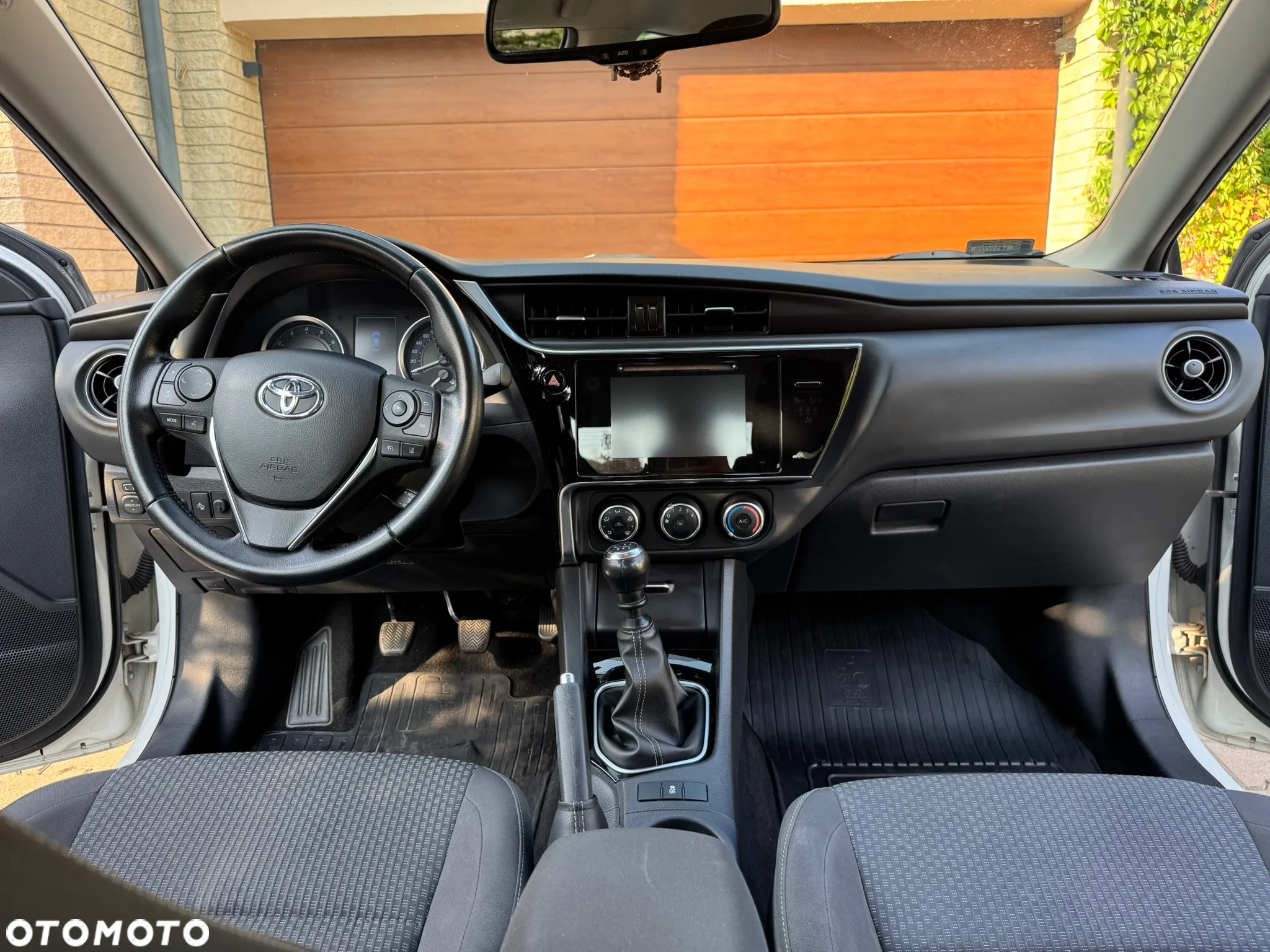 Toyota Corolla 1.6 Active - 9