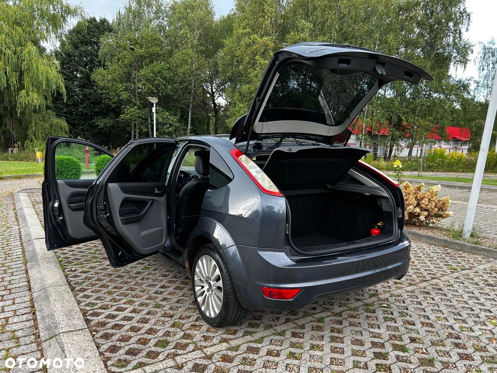 Ford Focus 1.6 Titanium - 21