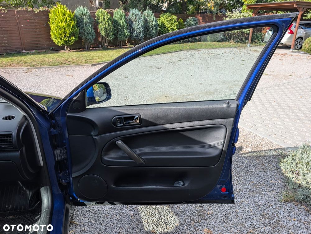 Volkswagen Passat 2001 photo 5