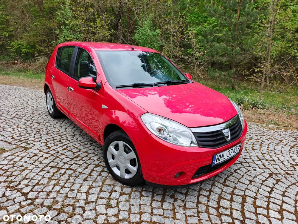 Dacia Sandero 1.6 16V Hi-Flex - 2