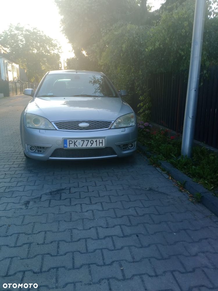 Ford Mondeo 2.2 TDCi Titanium X - 3