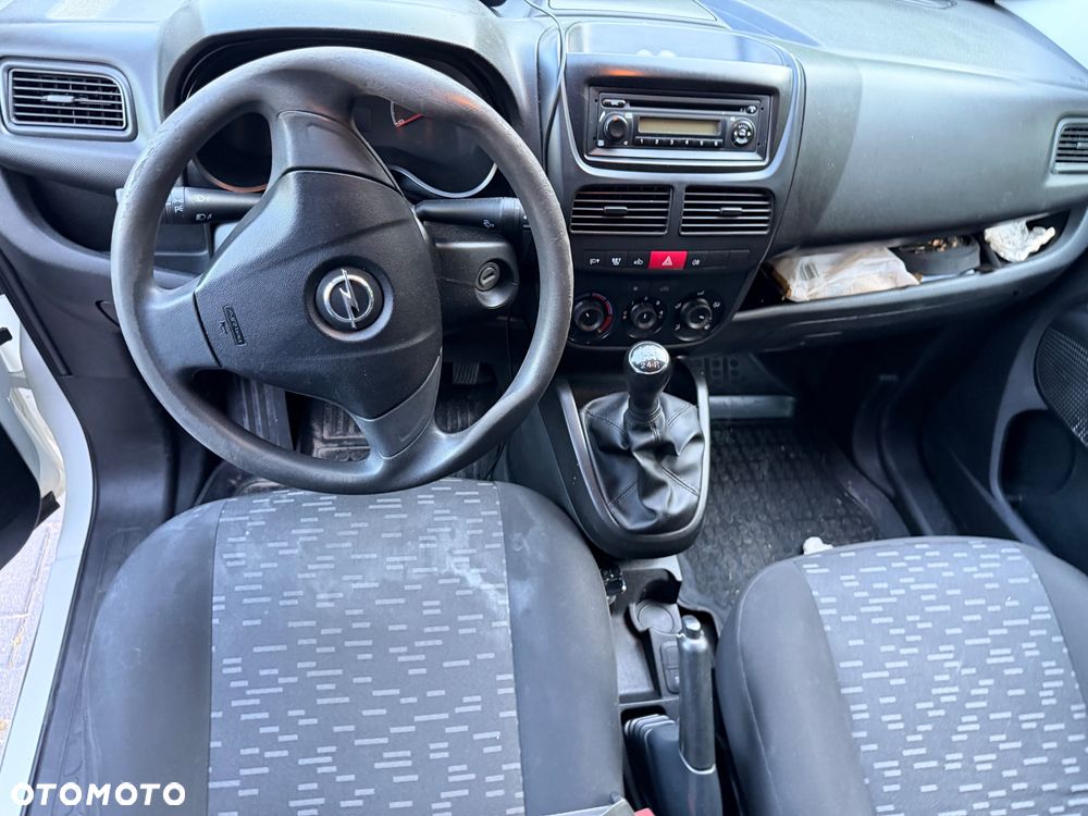 Opel Combo - 10