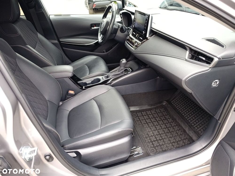 Toyota Corolla 1.8 Hybrid Executive - 15