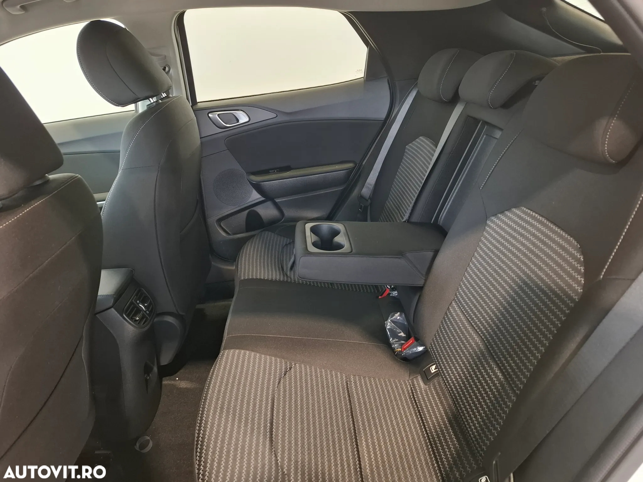 Kia XCeed 1.5 T-GDI 6MT City - 31