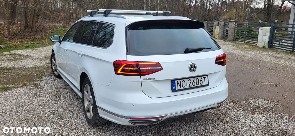 Volkswagen Passat - 2