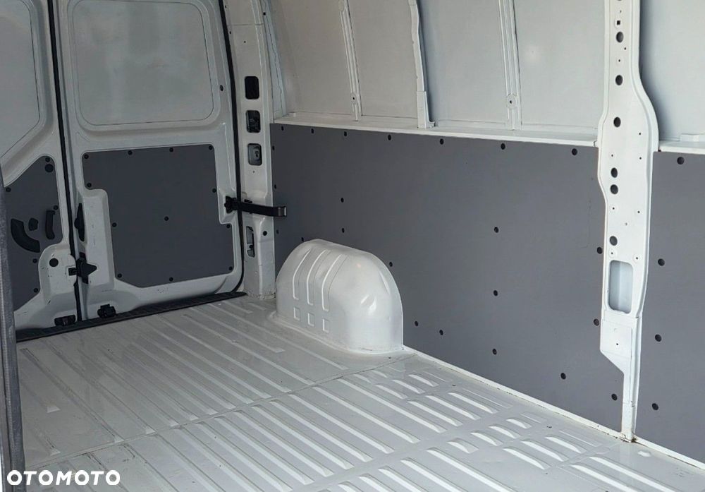 Renault Master - 37