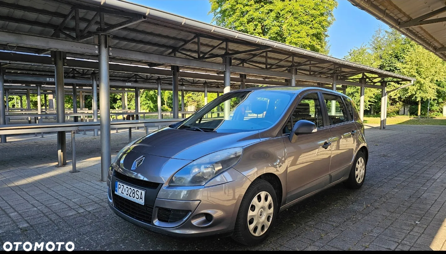 Renault Scenic - 22