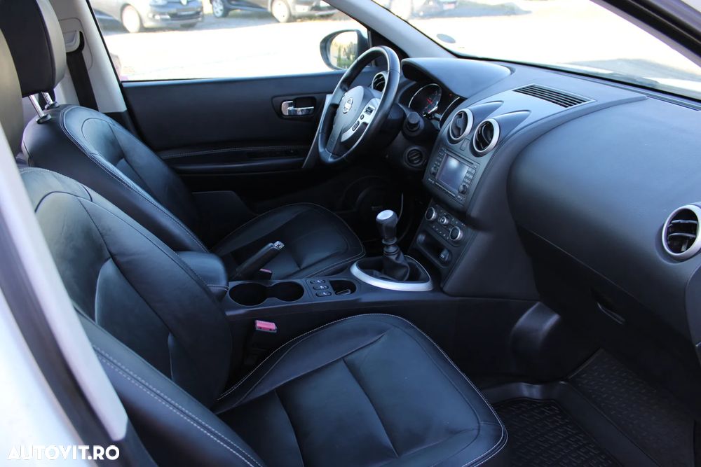 Nissan Qashqai 1.5 DCI TEKNA - 4