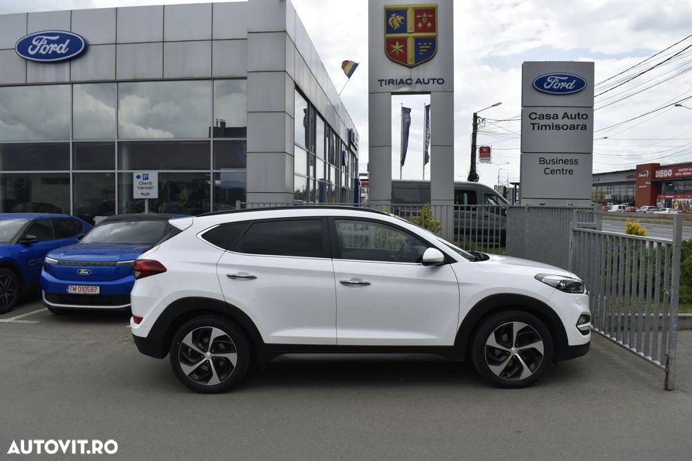 Hyundai Tucson 2.0 CRDI 4WD 6AT Luxury Pack+ - 10