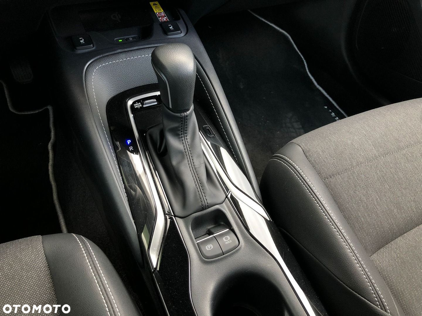 Toyota Corolla - 23