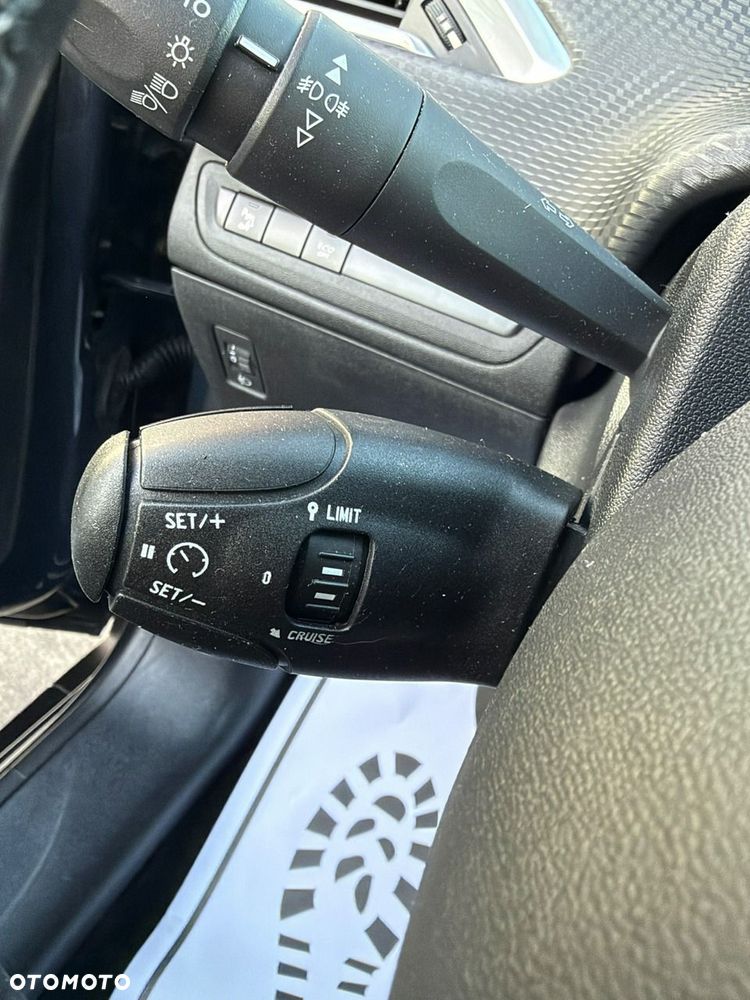 Peugeot 2008 - 30