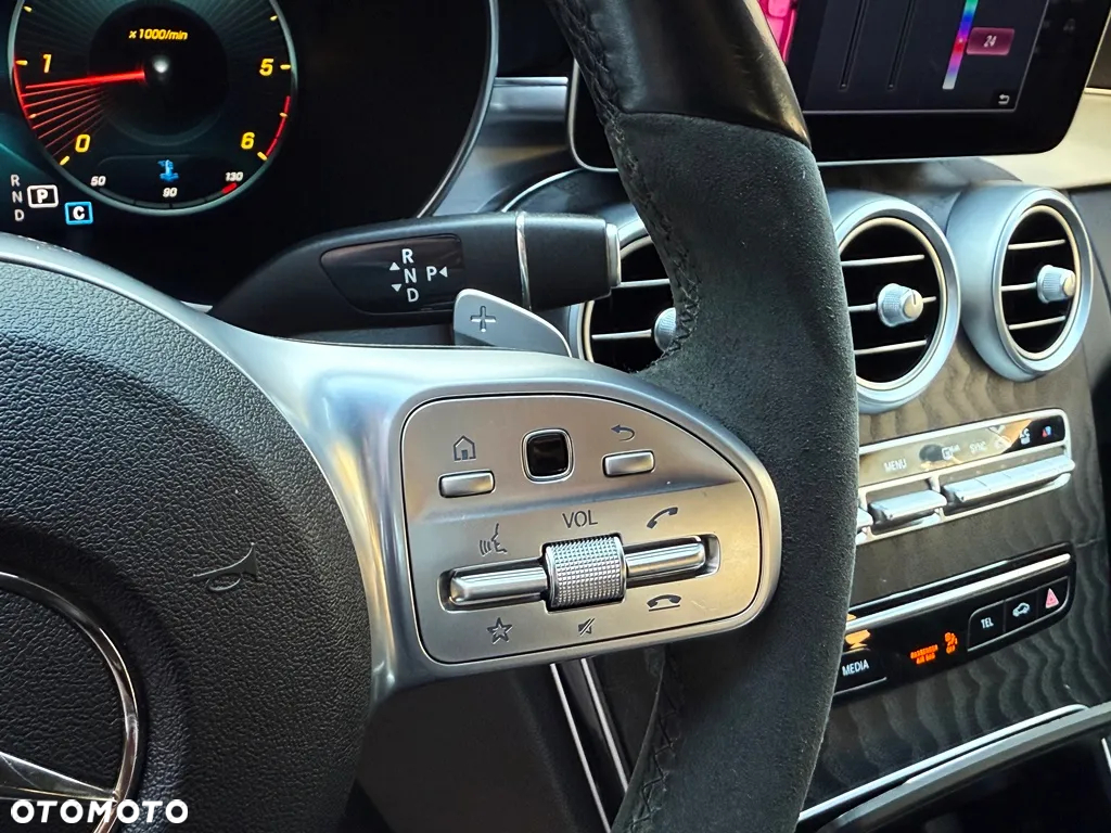 Mercedes-Benz Klasa C 220 d T 9G-TRONIC AMG Line - 13