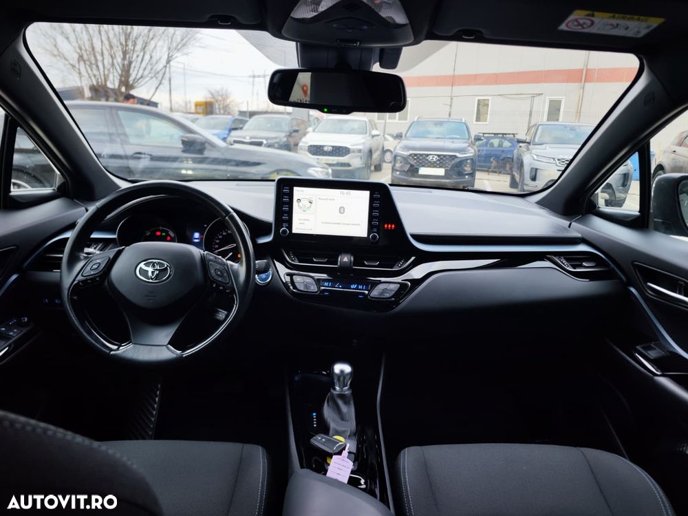 Toyota C-HR - 4