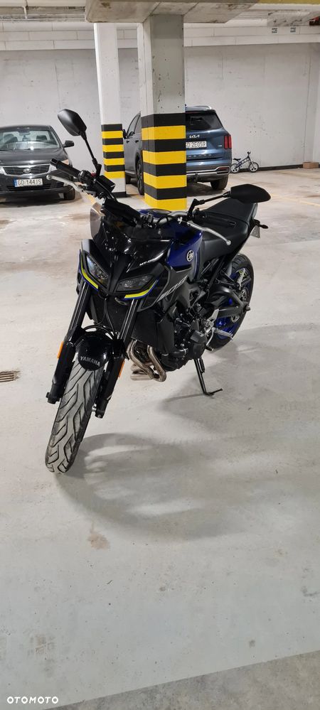 Yamaha MT - 13