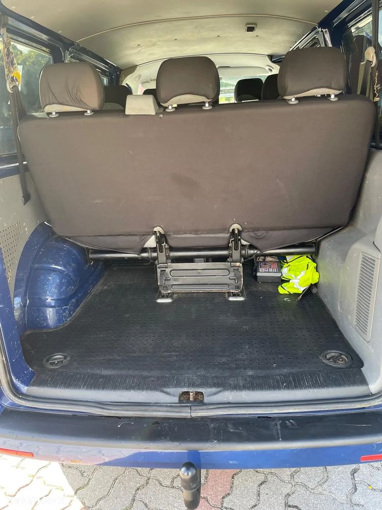 Volkswagen Transporter - 7