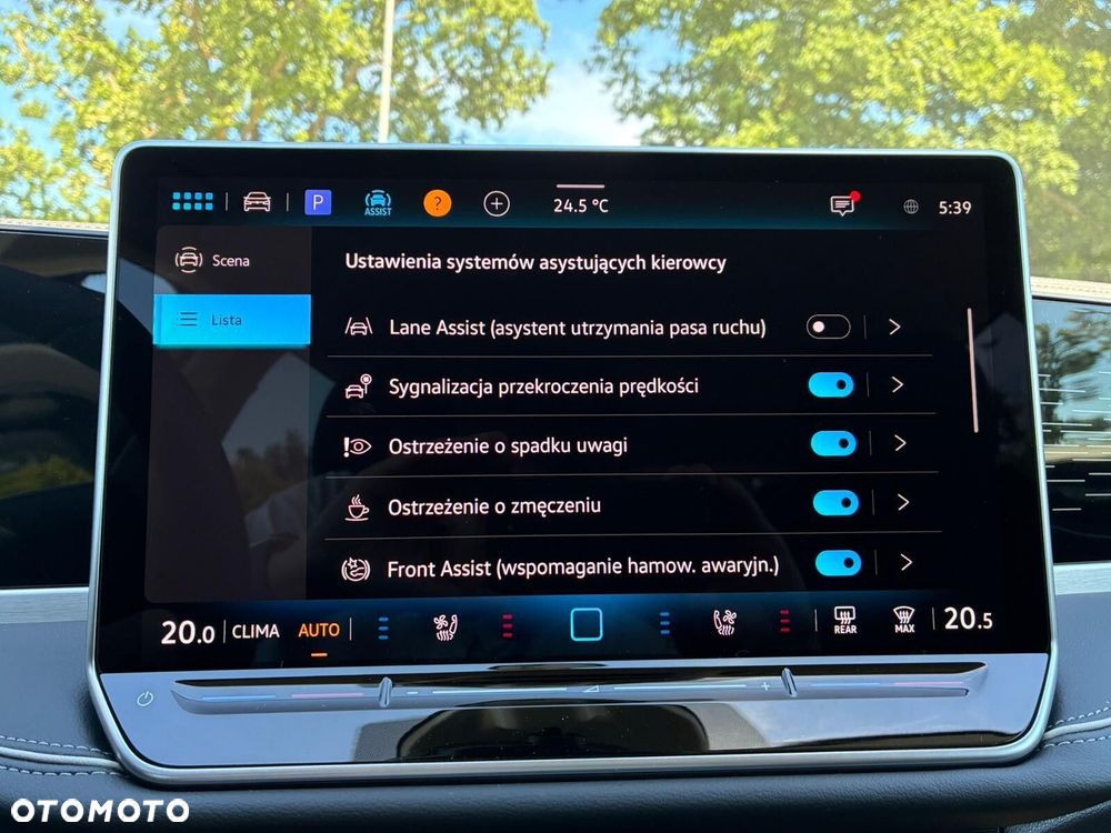 Volkswagen Passat - 20
