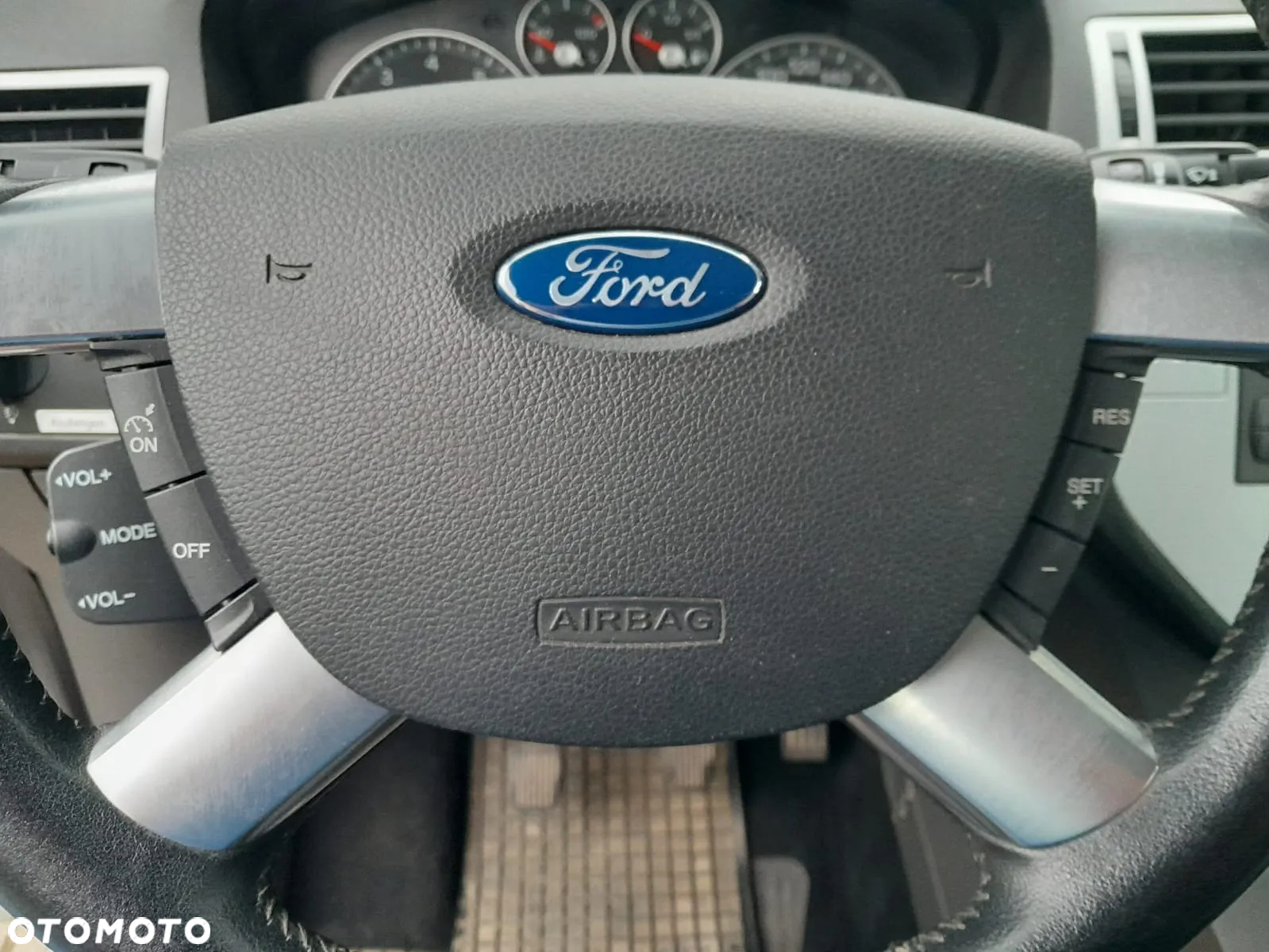 Ford C-MAX 1.6 Trend - 13