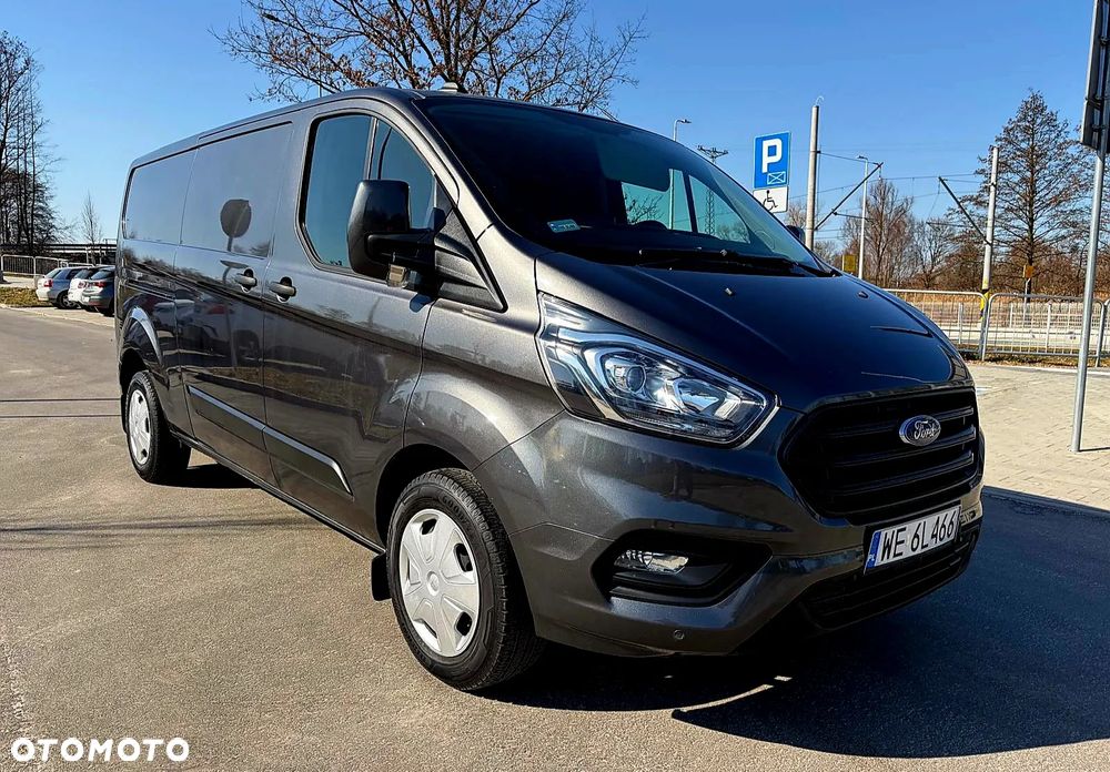 Ford Custom - 9