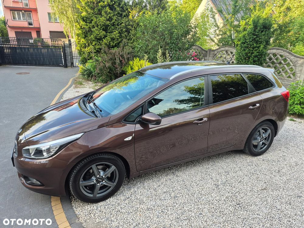 Kia Ceed 1.6 GDI Spirit - 9