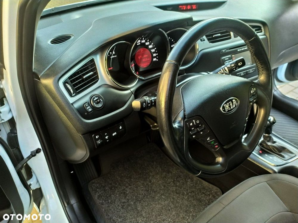 Kia Ceed 1.6 GDI L Business Line DCT - 15