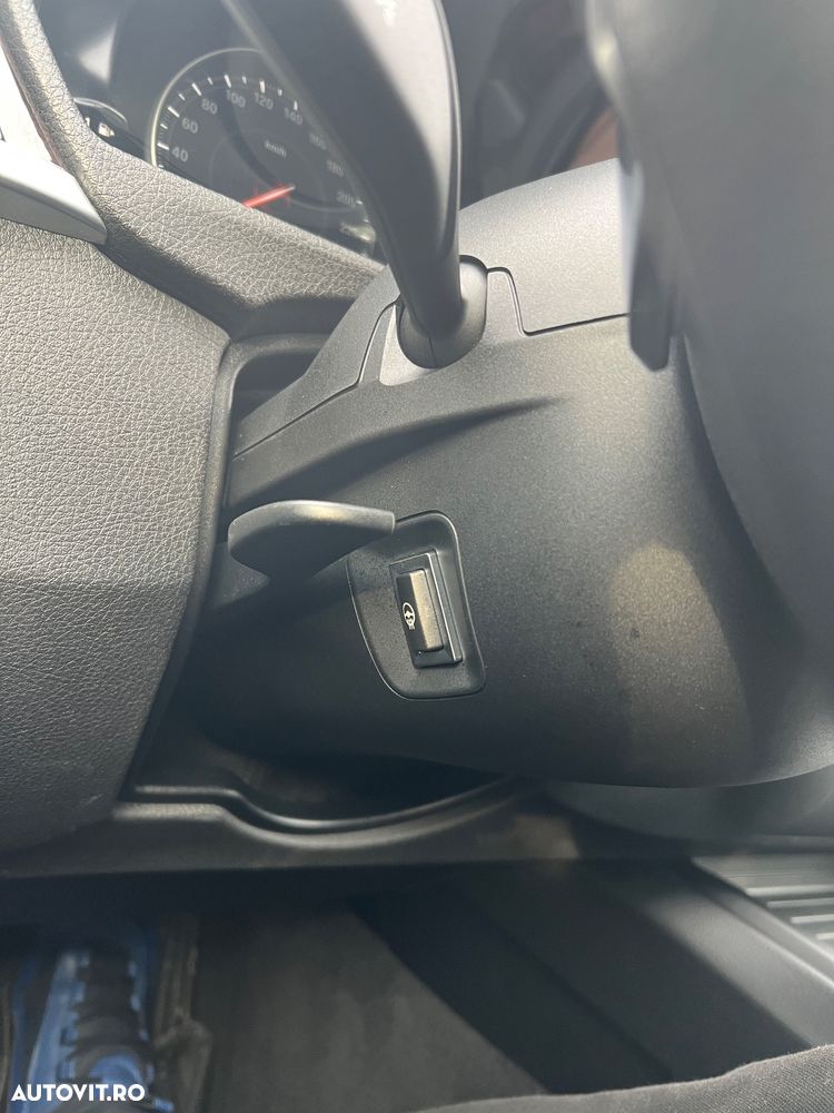 BMW Seria 3 320d Sport-Aut. Luxury Line - 16