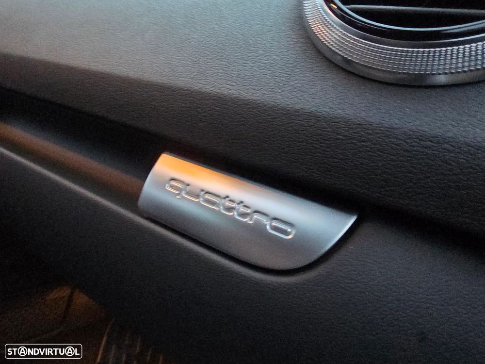 Audi A3 2.0 TDI DPF quattro S line Sport Pack - 21