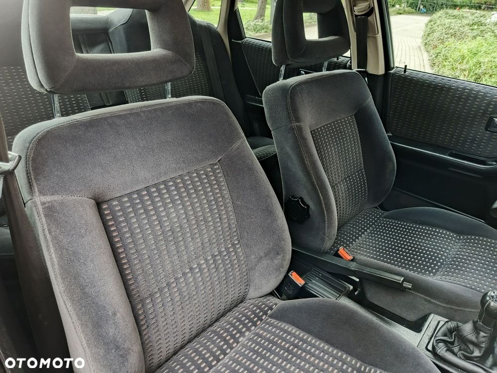 Audi 80 1.8 S - 32