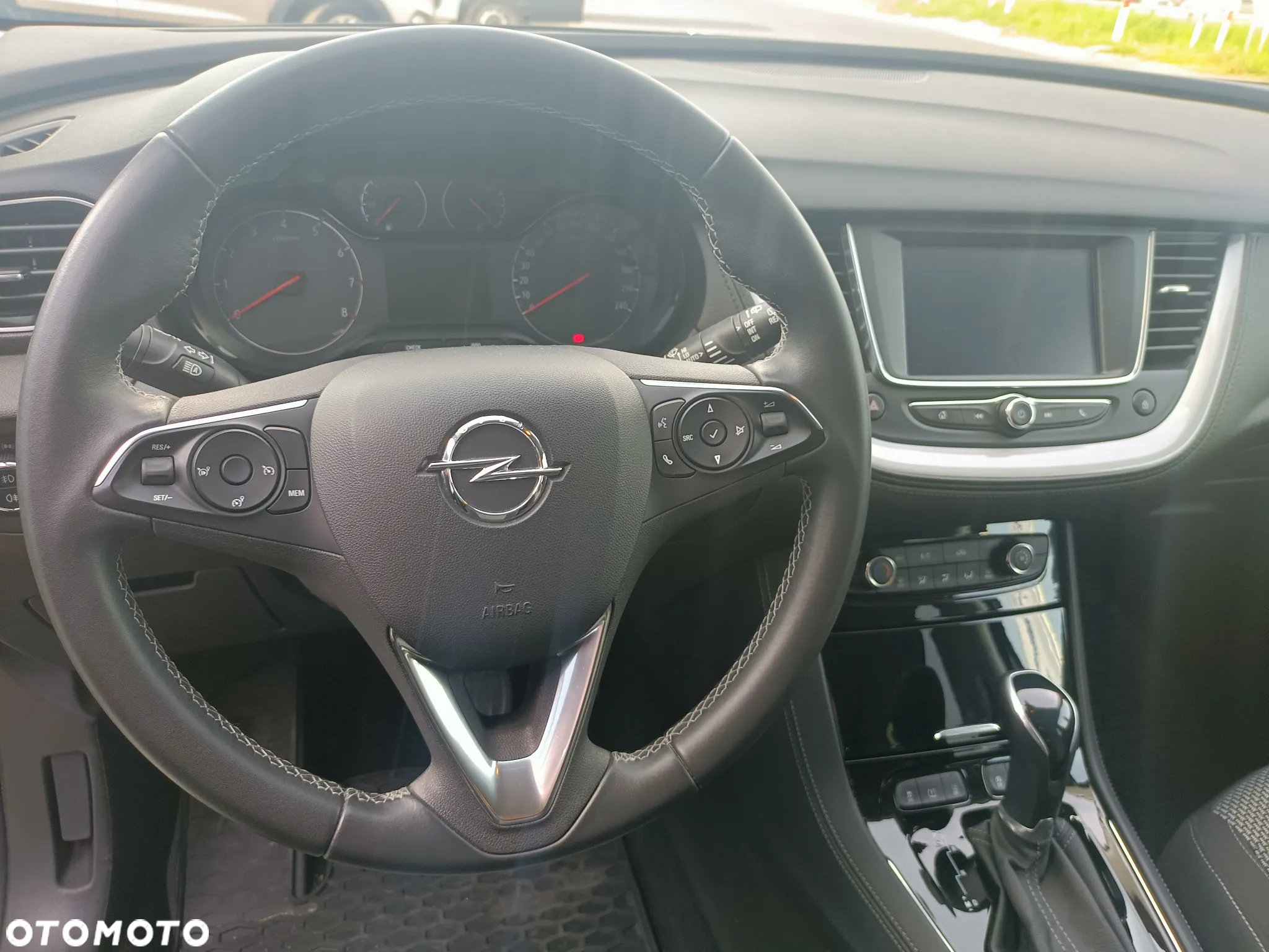 Opel Grandland X 1.2 T GPF Design Line S&S - 15