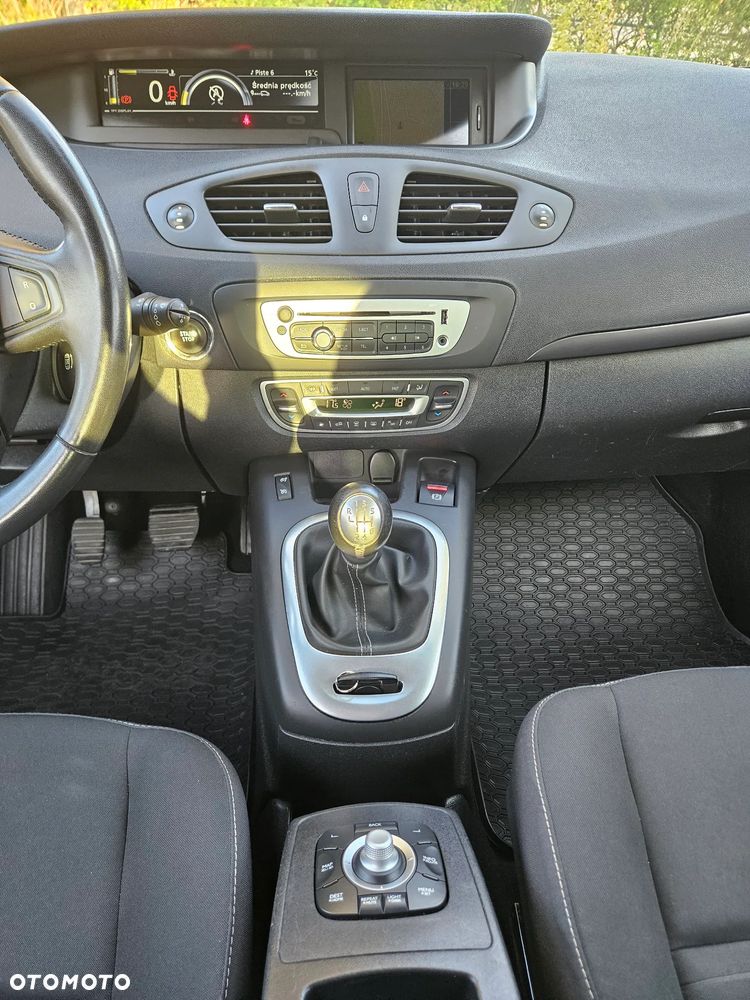 Renault Scenic 1.5 dCi Limited - 18